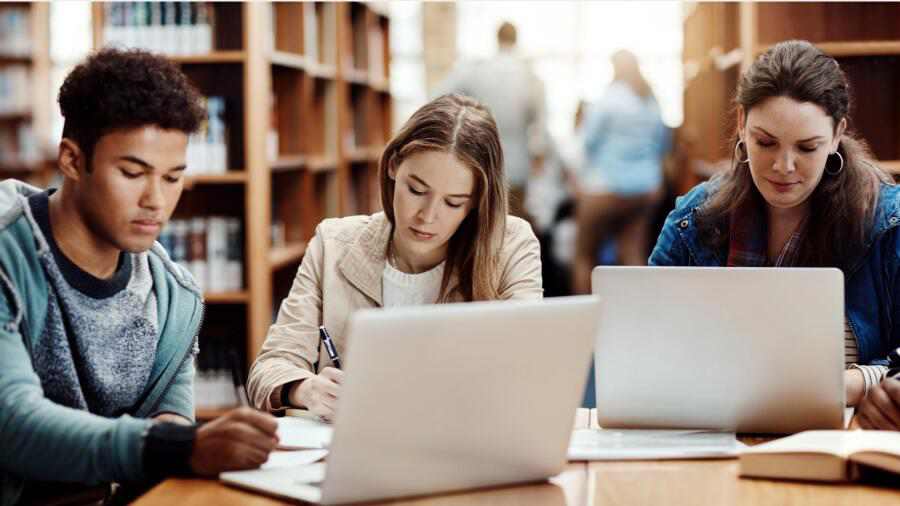 曼徹斯特大學(xué)大一新生課程預(yù)習(xí)指南