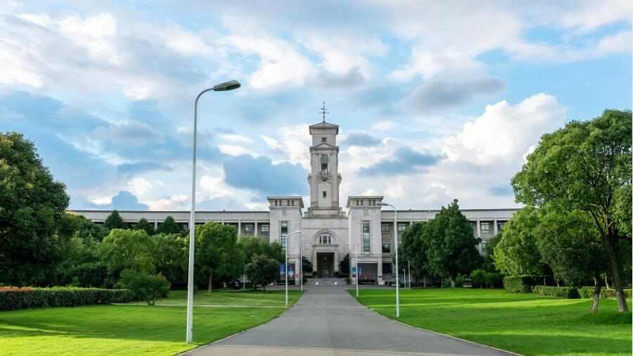 寧波諾丁漢大學碩士畢業(yè)論文文獻依據(jù)造假怎么辦